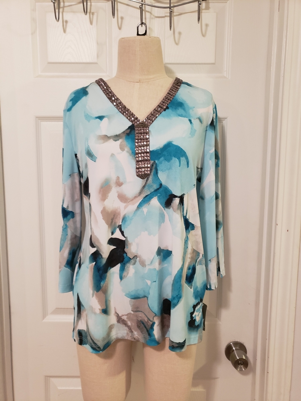 Women's Aqua Watercolor Embellished V-Neck Tunic Top